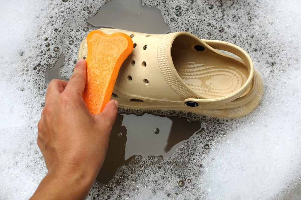 CROCS CLEANING