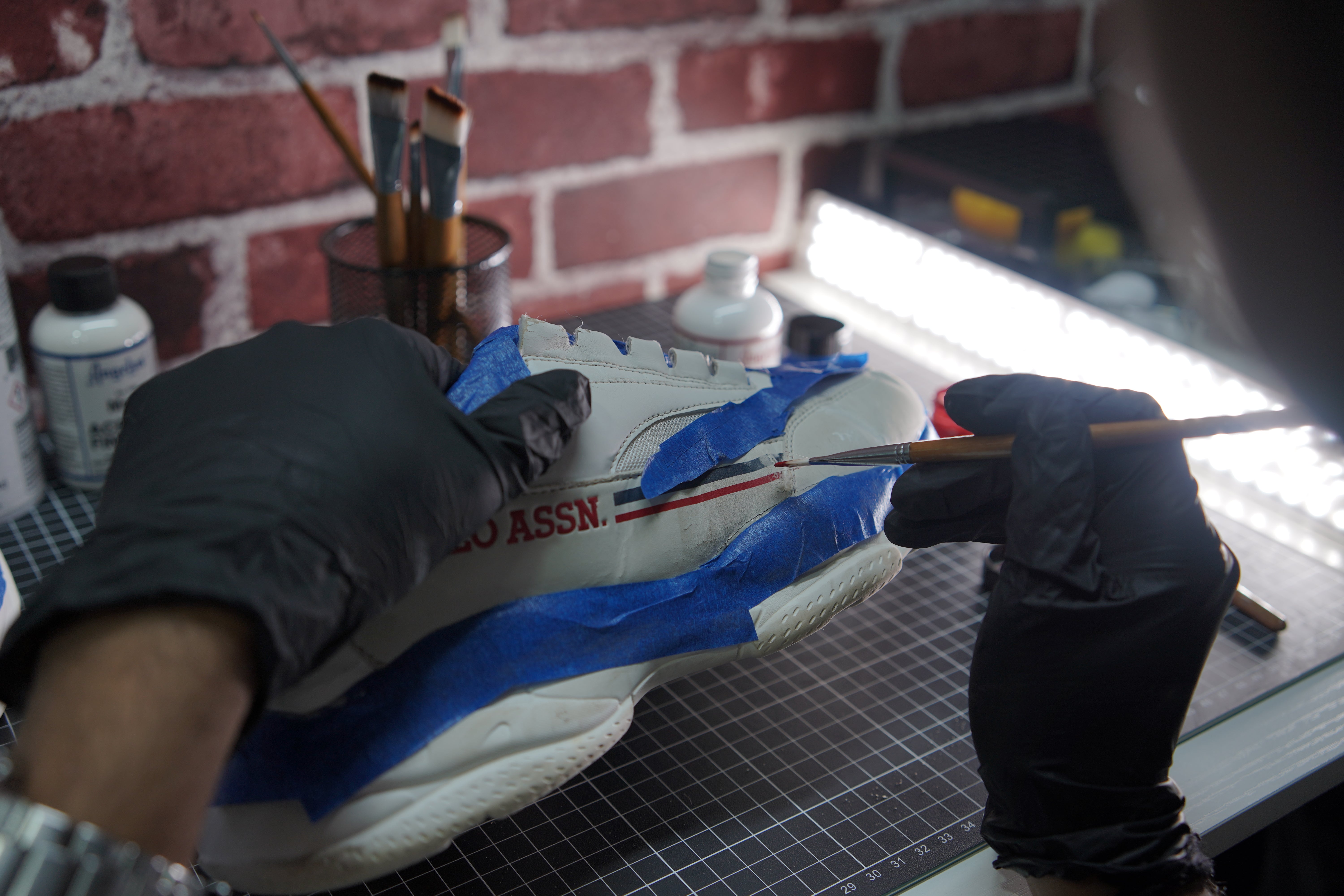 COLOR RESTORATION - SHOES